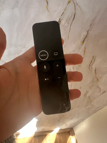 Controle Apple Siri Remote -  Apple TV 4k (quebrado)