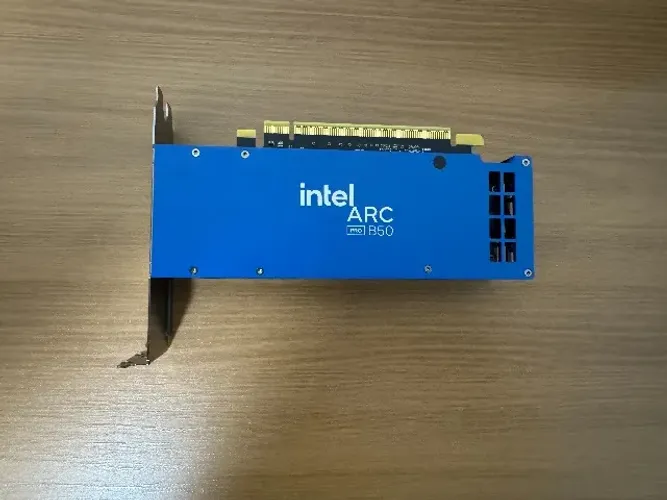 PLACA DE VIDEO INTEL ARC PRO B50 16GB 128BIT GDDR6 PCI-E 5.0 X8