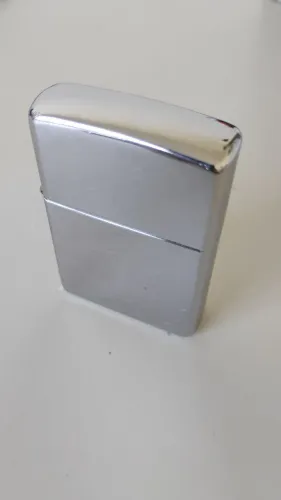 ZIPPO 1996 LISO