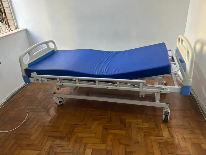 Cama hospitalar Dellamed