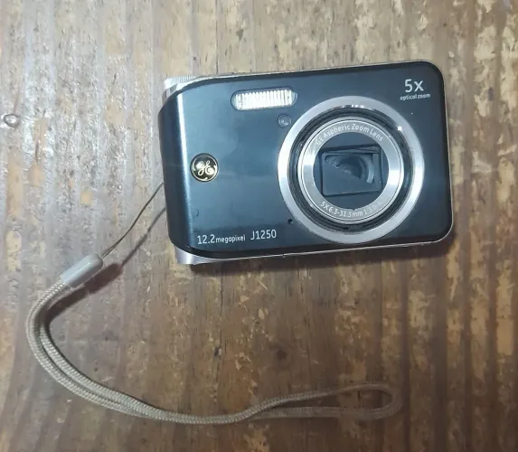 Camera digital Compacta GE J1250 12.2MP Zoom 5x (Funcionando com Detalhe)