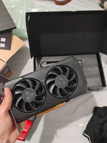 Rx 7600 founders edition - 9 meses de uso