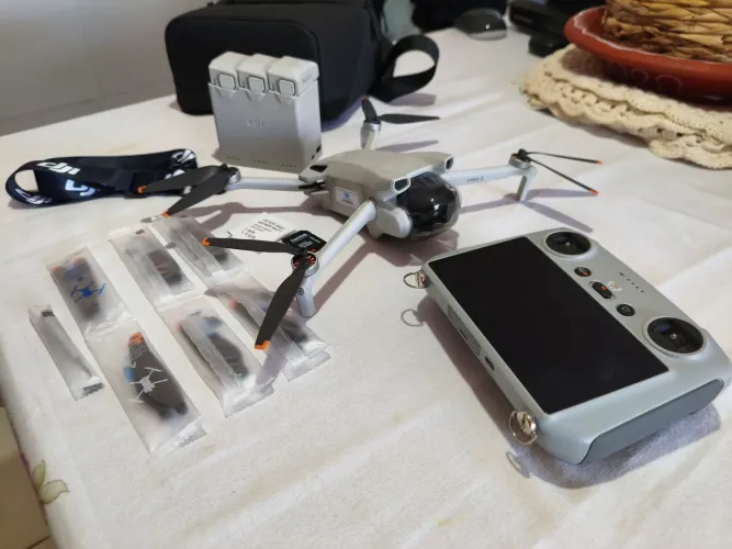 Drone Mini 3 Fly More Combo