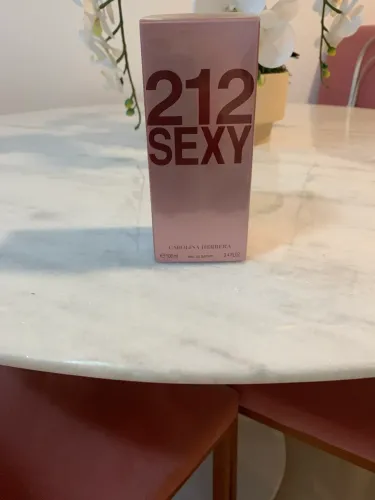 Carolina Herrera 212