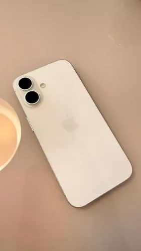 Vendo IPhone 16 128gb Branco,