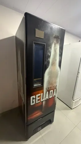 Cervejeira Metalfrio 574 litros 220v zerada