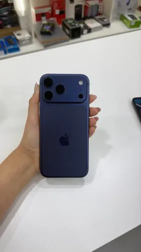 iPhone 17 pro Max NOVO