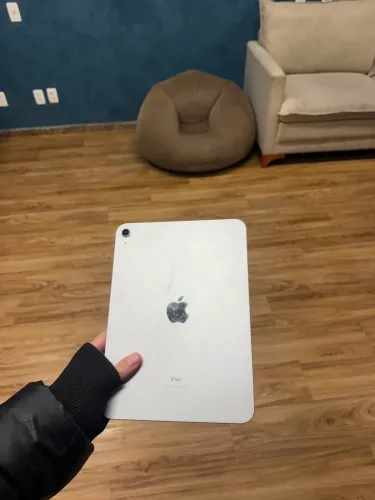 iPad 11 a16 muito novo , 5 meses de uso, caixa tudo