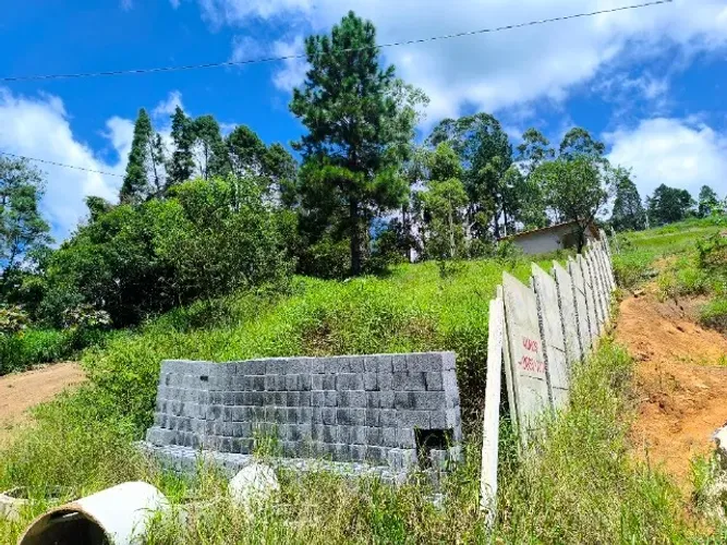 Vendo terreno em Ibiúna 500mts