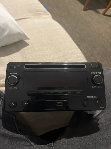 Rádio original Toyota March