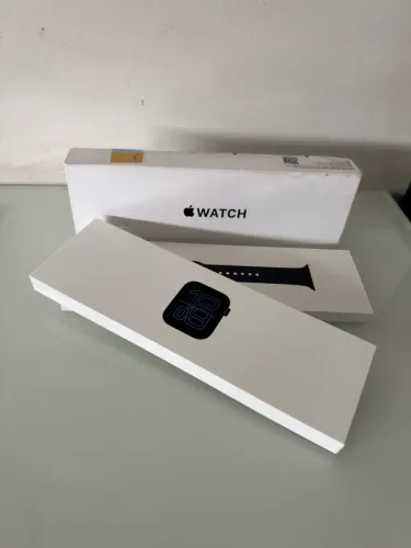 Apple Watch SE 3 GPS - 44mm - novo lacrado