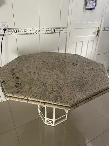 Mesa de granito