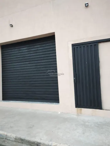 ALUGA SALA COMERCIAL EM MONTE MOR