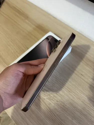iPhone 16 pro max 256 gb