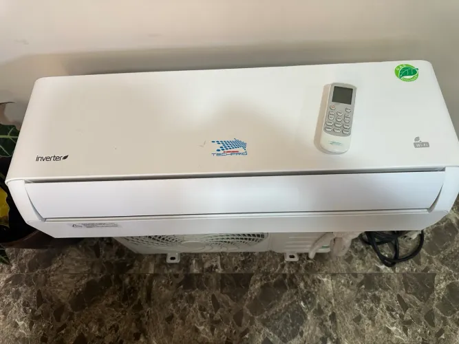Vende se central de ar