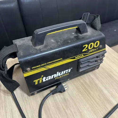 Máquina de Solda Inversora Titanium Platina 200A