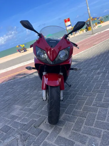 CBR600F 2002 ESPORTIVA CLÁSSICA 78.000kms $26.990,00