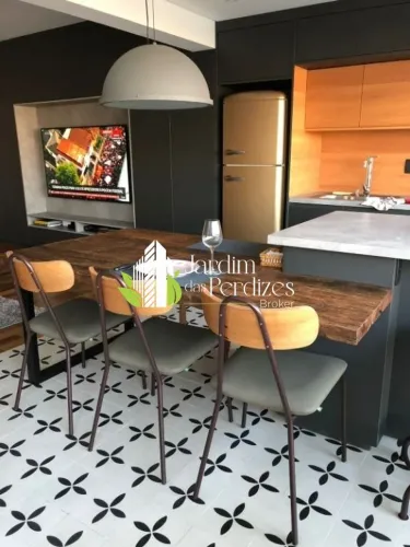 Apartamento com 2 Dormitórios e 2 Vagas na Rua Marc Chagall