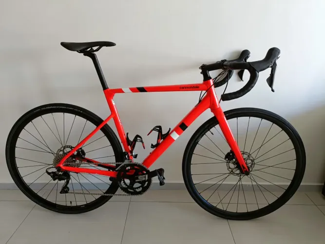 CAAD13 tam 54 Shimano 105 c/ freios hidraulicos