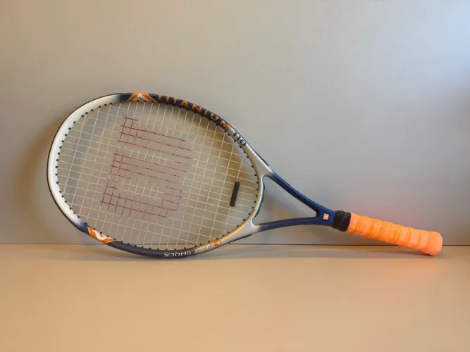 raquete de tênis wilson titanium 110 | impecável | com capa | campinas/sp | bairro cambuí