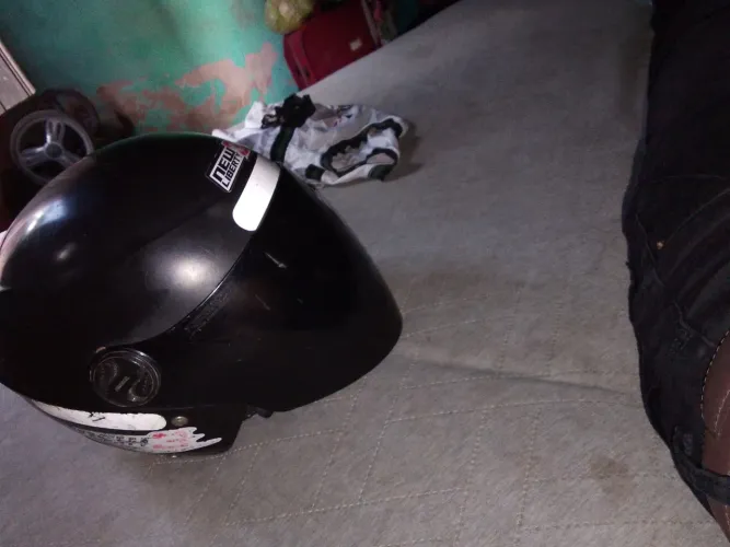Capacete