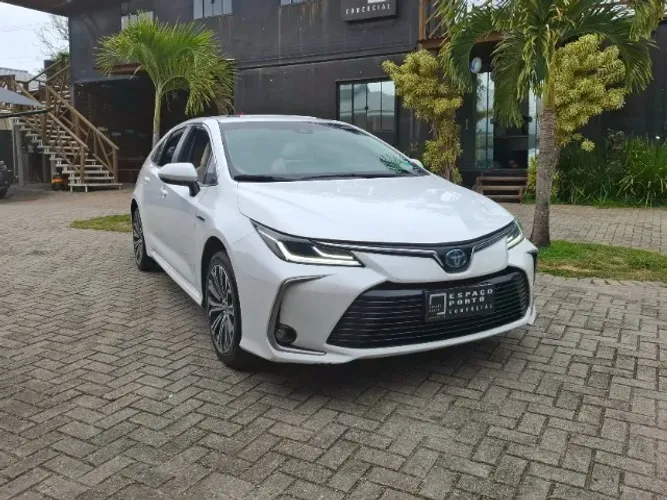 Toyota Corolla Altis Prem. Hybrid 1.8 Flex AUT 2021