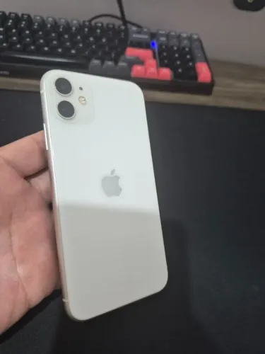 iPhone 11 64Gb Branco