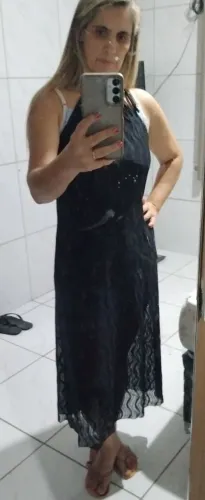 Vendo vestido de praia na cor preta