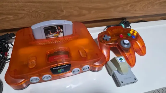 Nintendo 64 Tangerina Impecável com todos acessórios Originais + Jogo