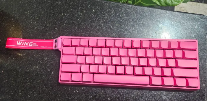 TECLADO MAGNÉTICO AULA WIN 60HE PRO PINK