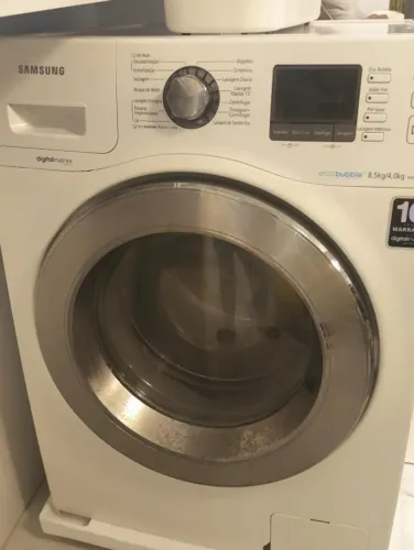 Máquna de lavar roupas