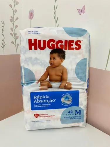 Fralda Huggies M 42 Unidades 