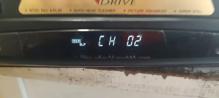 Vídeo cassete Philips VR355 com defeito