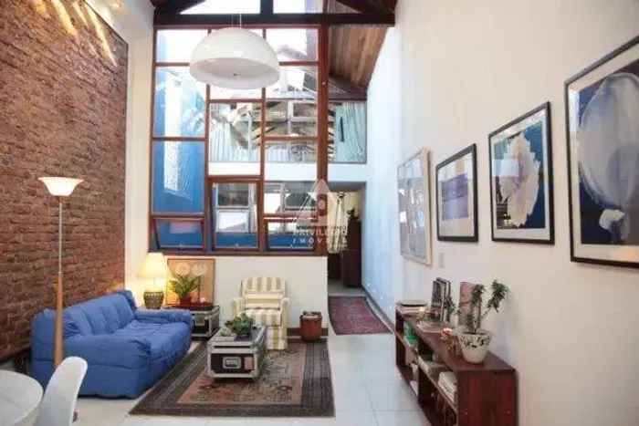 Casa Residencial e Comercial !