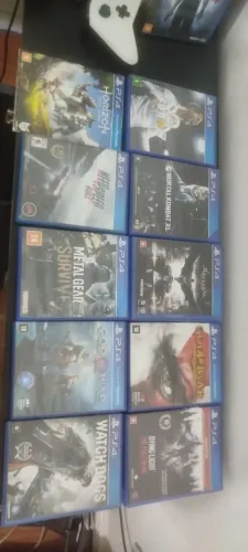 Vendo jogos play 4