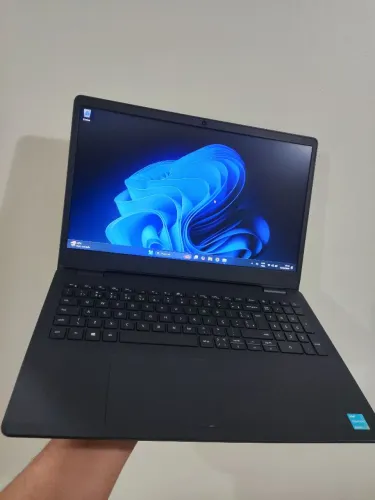 ? Notebook Dell Inspiron i3501-A10P - Pentium Gold 7505 (11ª Geração) + SSD NVMe