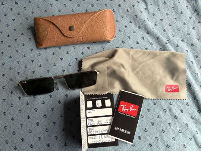 Óculos Ray-Ban P