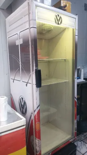 GELADEIRA EXPOSITORA