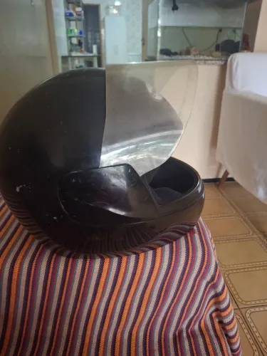 Capacete tamanho 58