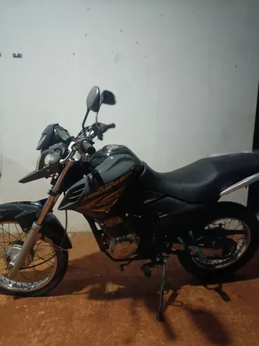 Moto com documentação atrasado