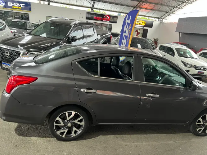 Nissan Versa SL 1.6 16V Flexstart 4P Mec. 2017