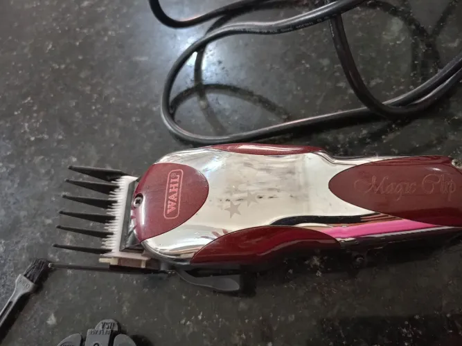 Máquina de cortar cabelo profissional WAHL