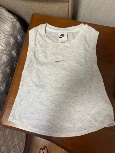 Blusa Cropped academia Nike original (paguei 249,00)