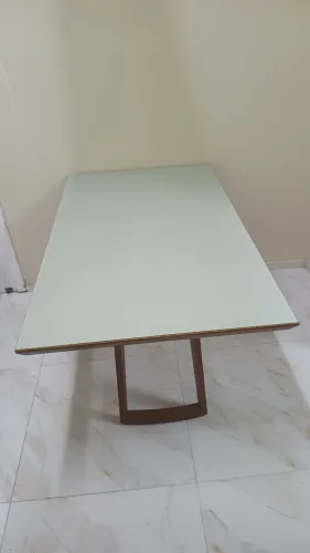 Vendo uma linda mesa comprada na Jacaúna 