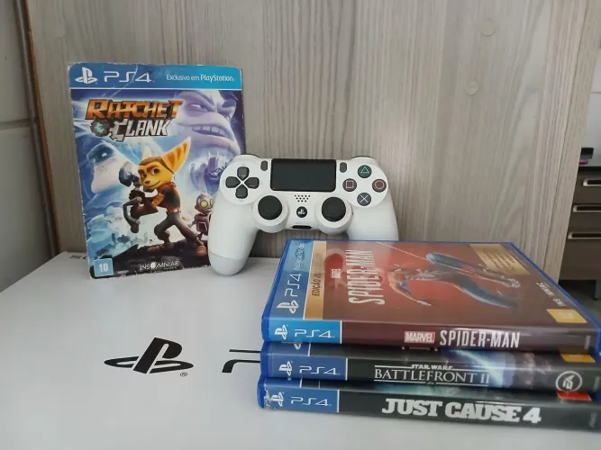Jogos Ps4 + controle original