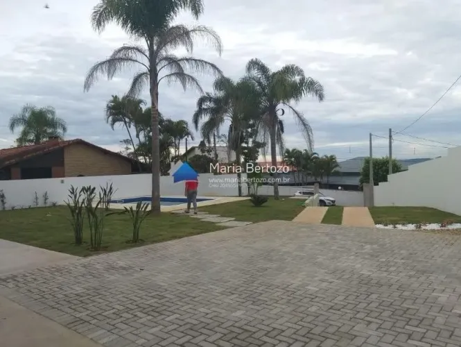 Chácara Condomínio para Venda em Santa Isabel, MONT CLAIR, 3 dormitórios, 1 suíte, 3 banhe