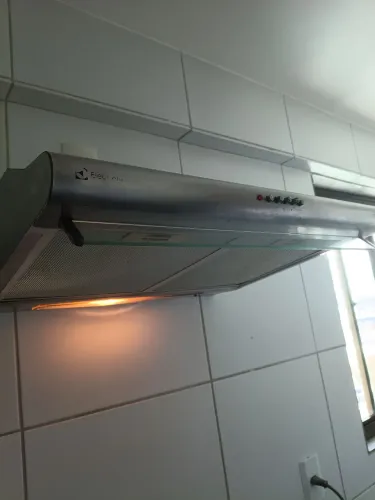 Depurador em inox Eletrolux 60cm funcionando