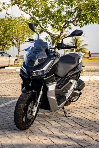 MOTO SHINERAY URBAN 150