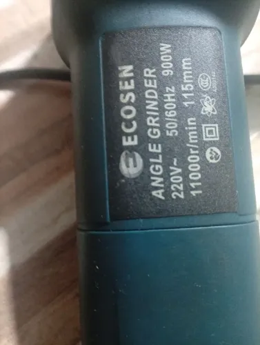 Vendo lixadeira marca importada volt 220