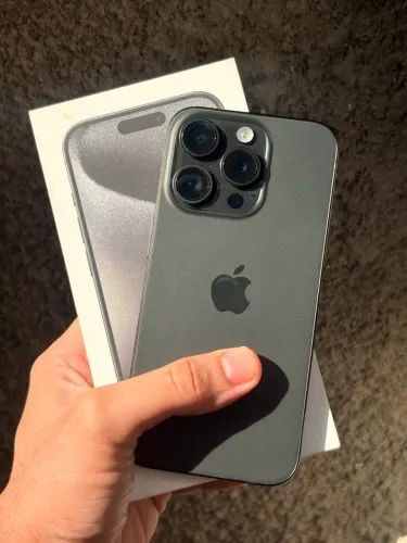 iPhone 15 Pro 128GB C/ NOTA e caixa